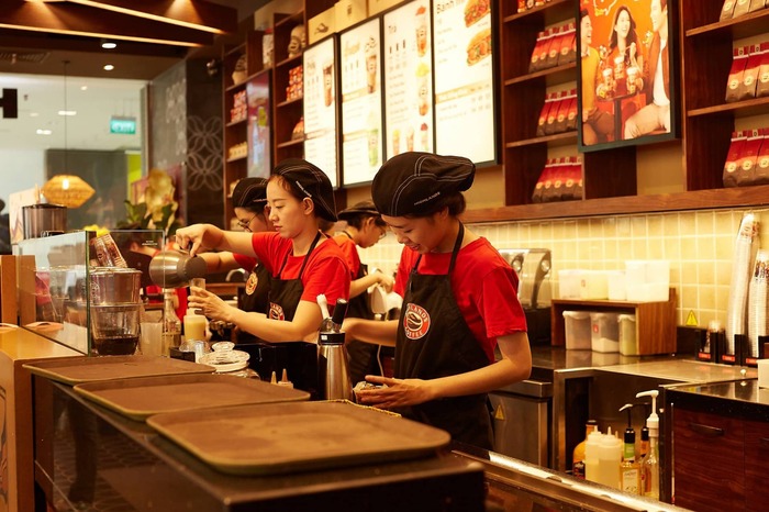 Chất liệu cần được chọn theo cường độ làm việc, môi trường quầy và ngân sách.