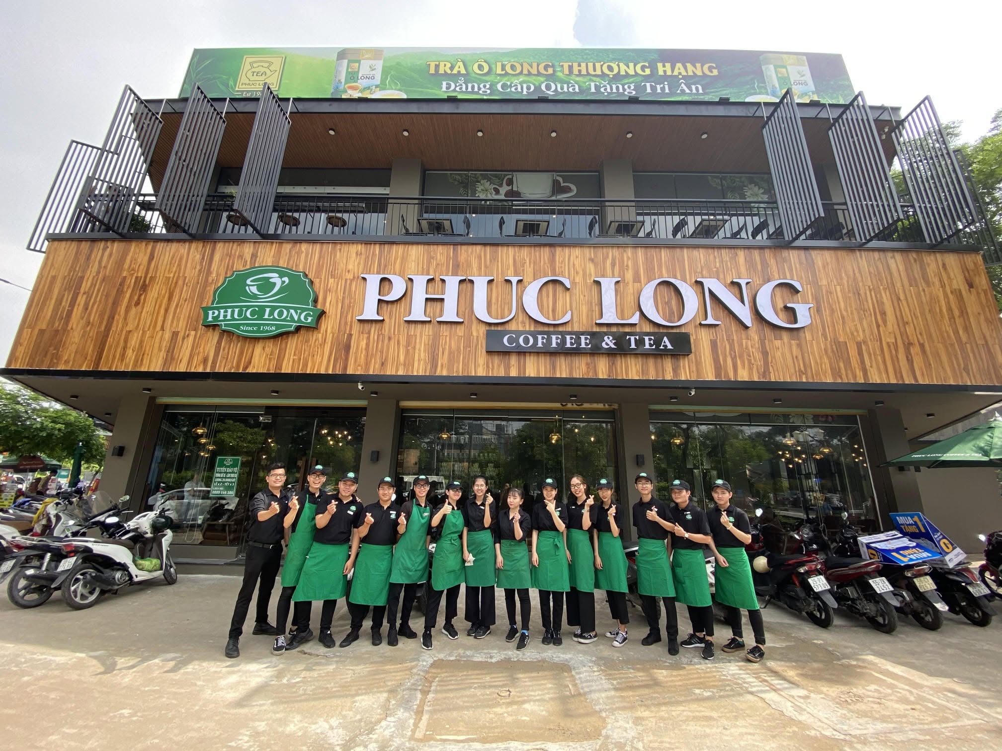 Đồng phục hiệu quả nhất là đồng phục thể hiện đúng cá tính thương hiệu của quán.